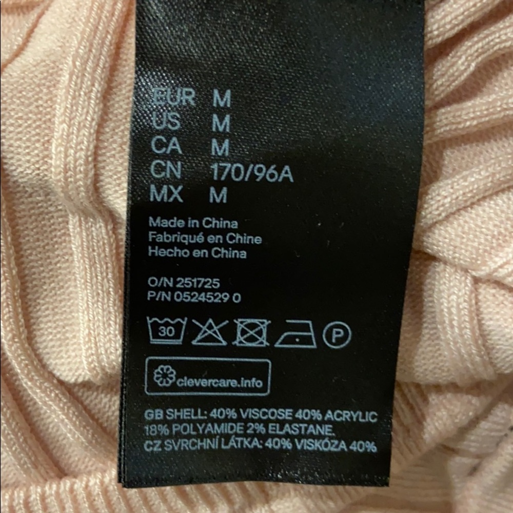 H&M Divided Top - Picture 4 of 4